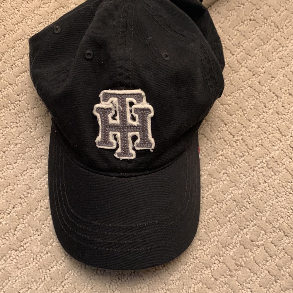 Tommy Hilfiger cap